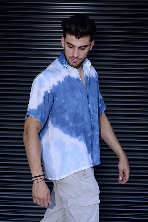 Unisex white & blue tie dye free size shirt